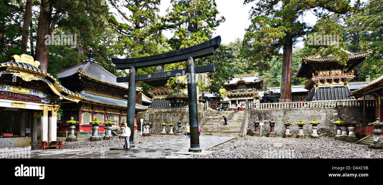Les touristes à Toshogu à Nikko, Japon. Banque D'Images