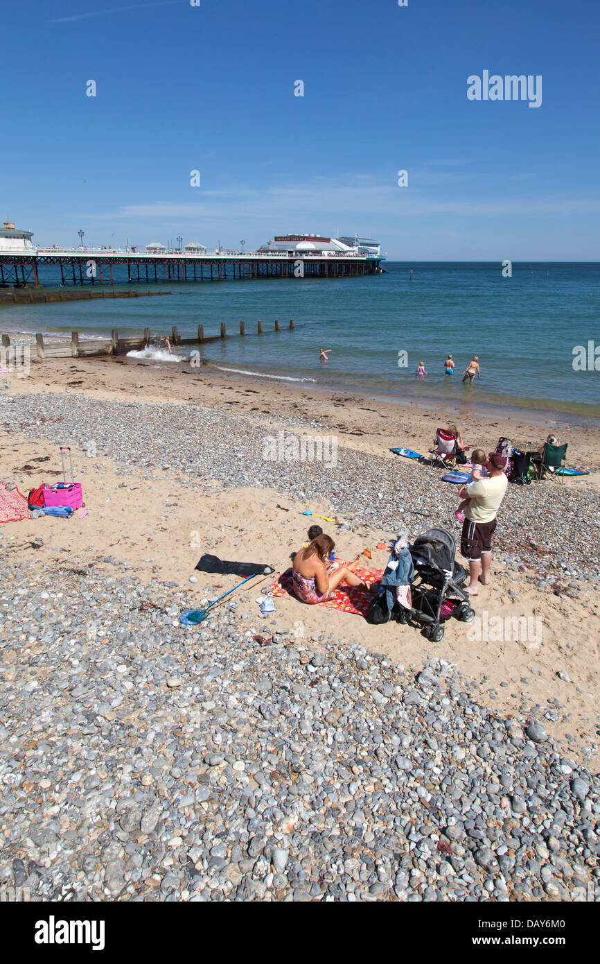 Jetée de Cromer et plage de Cromer, Norfolk, Angleterre, Royaume-Uni Banque D'Images