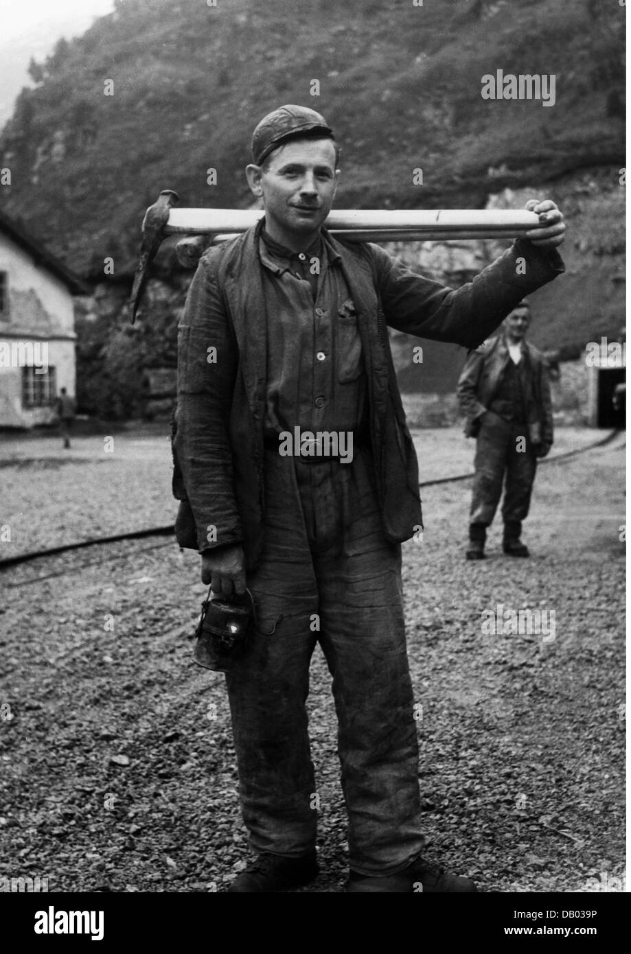 Mines, mineur, Nassfeld, Bad Gastein, Autriche, années 1950, droits additionnels-Clearences-non disponible Banque D'Images