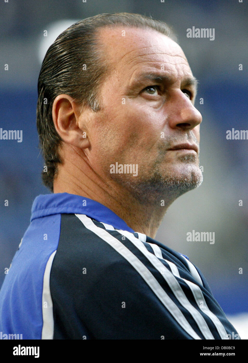 Huub Stevens, l'entraîneur du Hambourg SV, est photographié durign le match contre la Juventus de Turin à HSH Nordbank-Arena à Hambourg, Allemagne, 01 août 2007. Photo : Maurizio Gambarini Banque D'Images