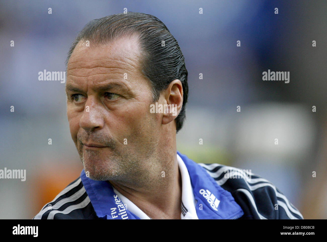 Huub Stevens, l'entraîneur du Hambourg SV, est photographié durign le match contre la Juventus de Turin à HSH Nordbank-Arena à Hambourg, Allemagne, 01 août 2007. Photo : Maurizio Gambarini Banque D'Images