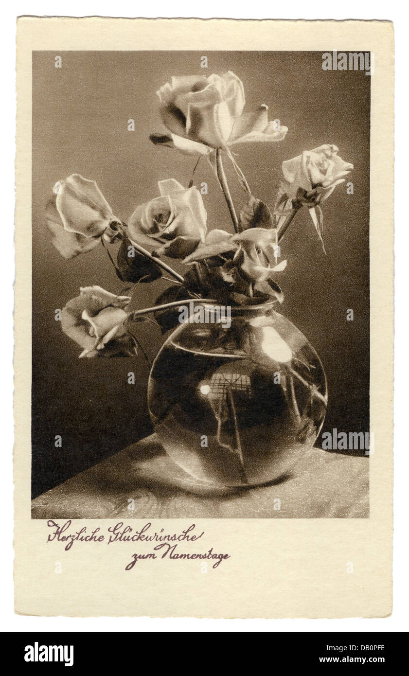Festivités, cartes de voeux nom jour, 'Herzliche Glückwünsche zum Namenstage' (souhaits les plus chaleureux pour votre nom jour), violettes dans vase, carte postale, Allemagne, années 1930, droits additionnels-Clearences-non disponible Banque D'Images