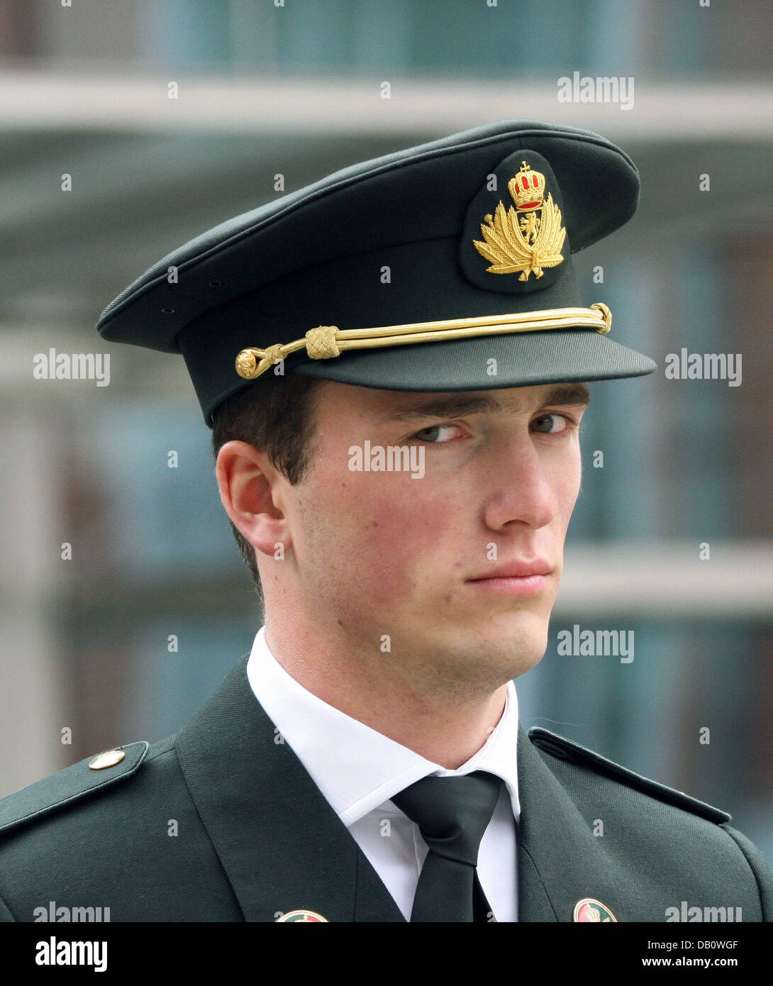 Le Prince Amedeo de Belgique, fils aîné de la Princesse Astrid de Belgique et le Prince Lorenz de Belgique, arrive pour son assermentation à Bruxelles, Belgique, 27 septembre 2007. Le Prince Amedeo a prêté serment à l'Armée de la Belgique est officier de réserve. Photo : Albert Niboer (Pays-Bas) Banque D'Images