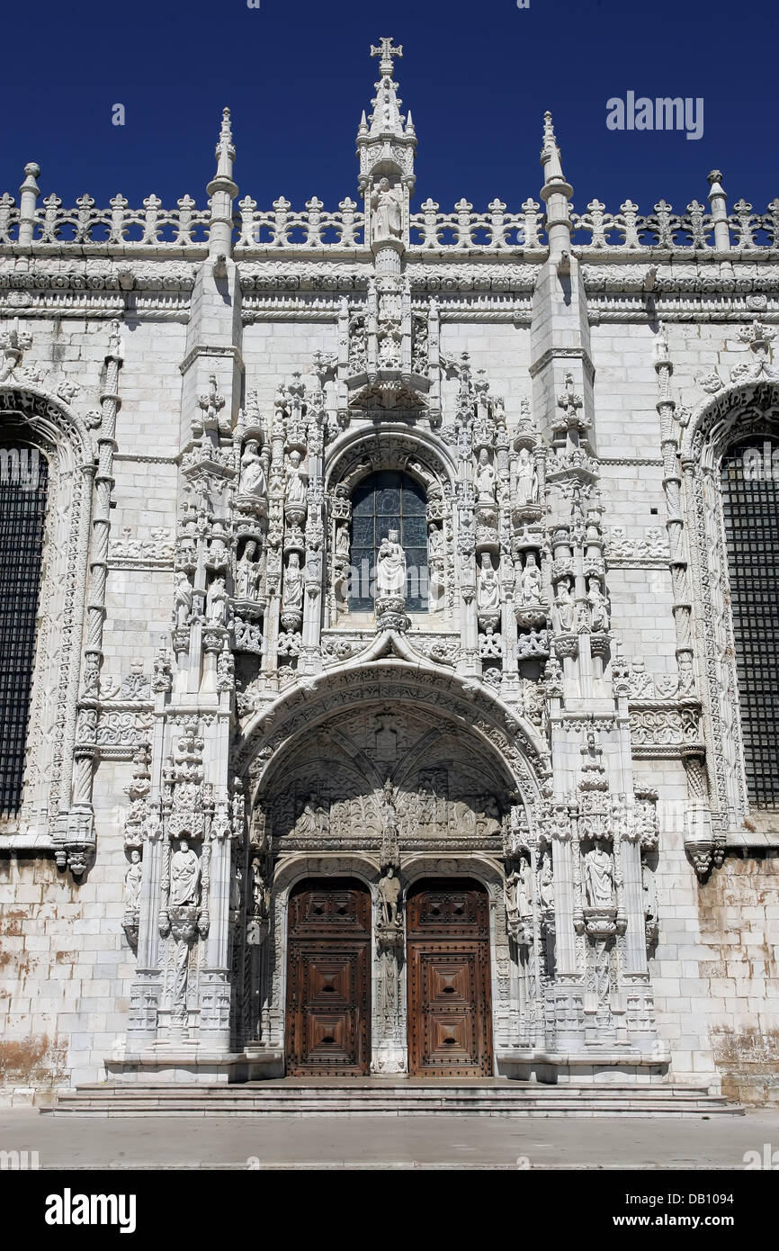 La photo montre le monastère des Hiéronymites à Belém à Lisbonne, Portugal, septembre 2007. Le bâtiment du 16ème siècle a été classé par l'UNESCO comme site du patrimoine mondial en 1983. Photo : Peter Steffen Banque D'Images