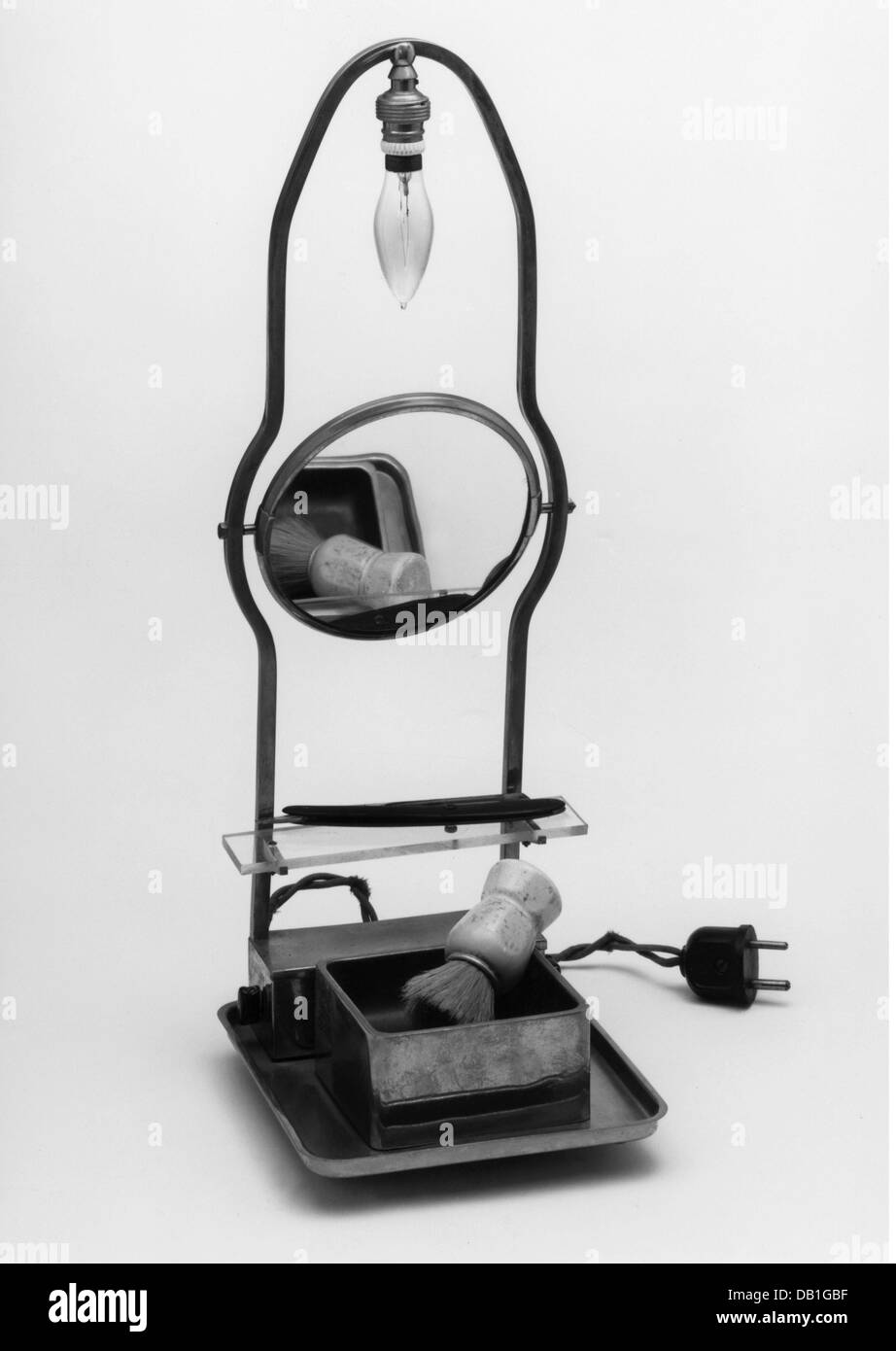Cosmétiques, bol à eau électriquement chauffé pour le rasage sur peau humide, vers 1910, droits supplémentaires-Clearences-non disponible Banque D'Images
