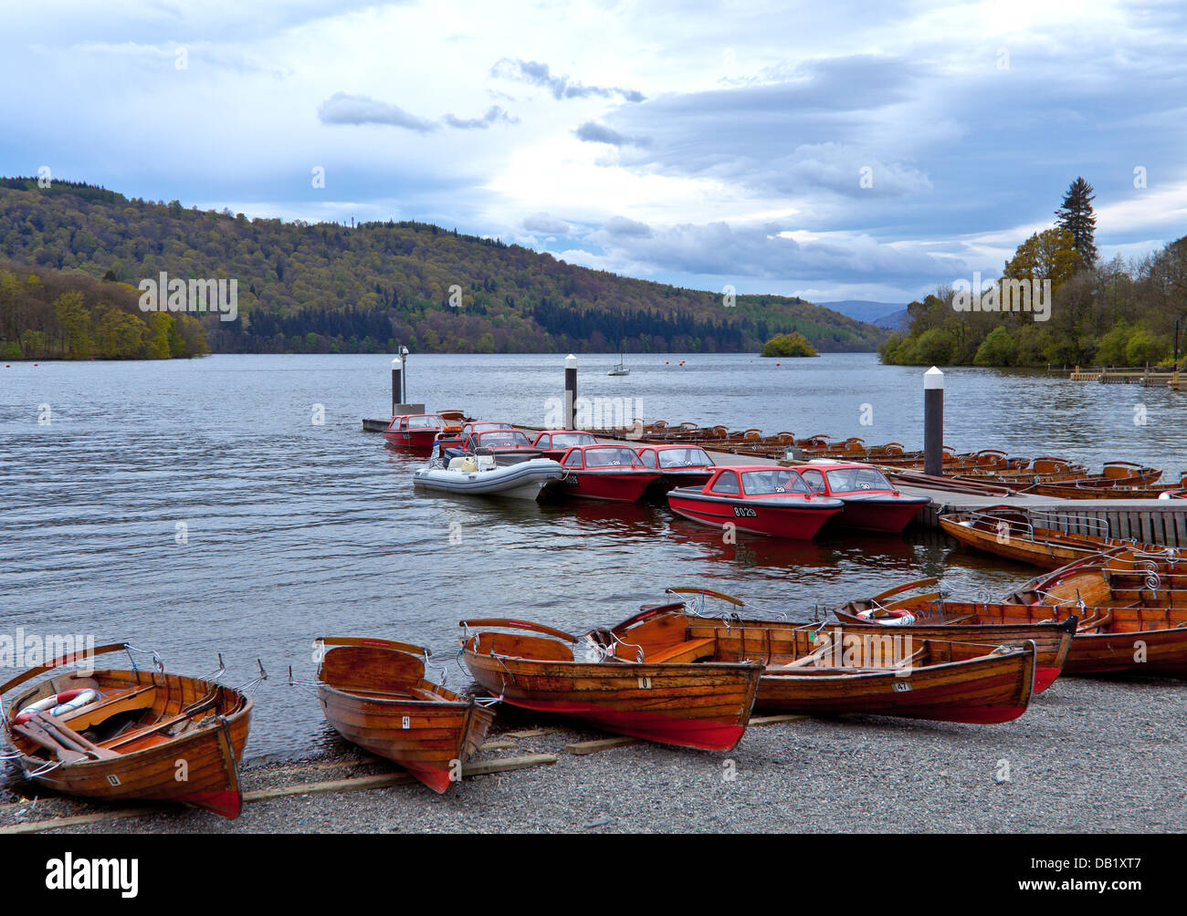 Belle vue sur le lac Windermere, Bowness-on-Windermere, Cumbria, Lake District, Angleterre, Grande-Bretagne, Royaume-Uni. Banque D'Images