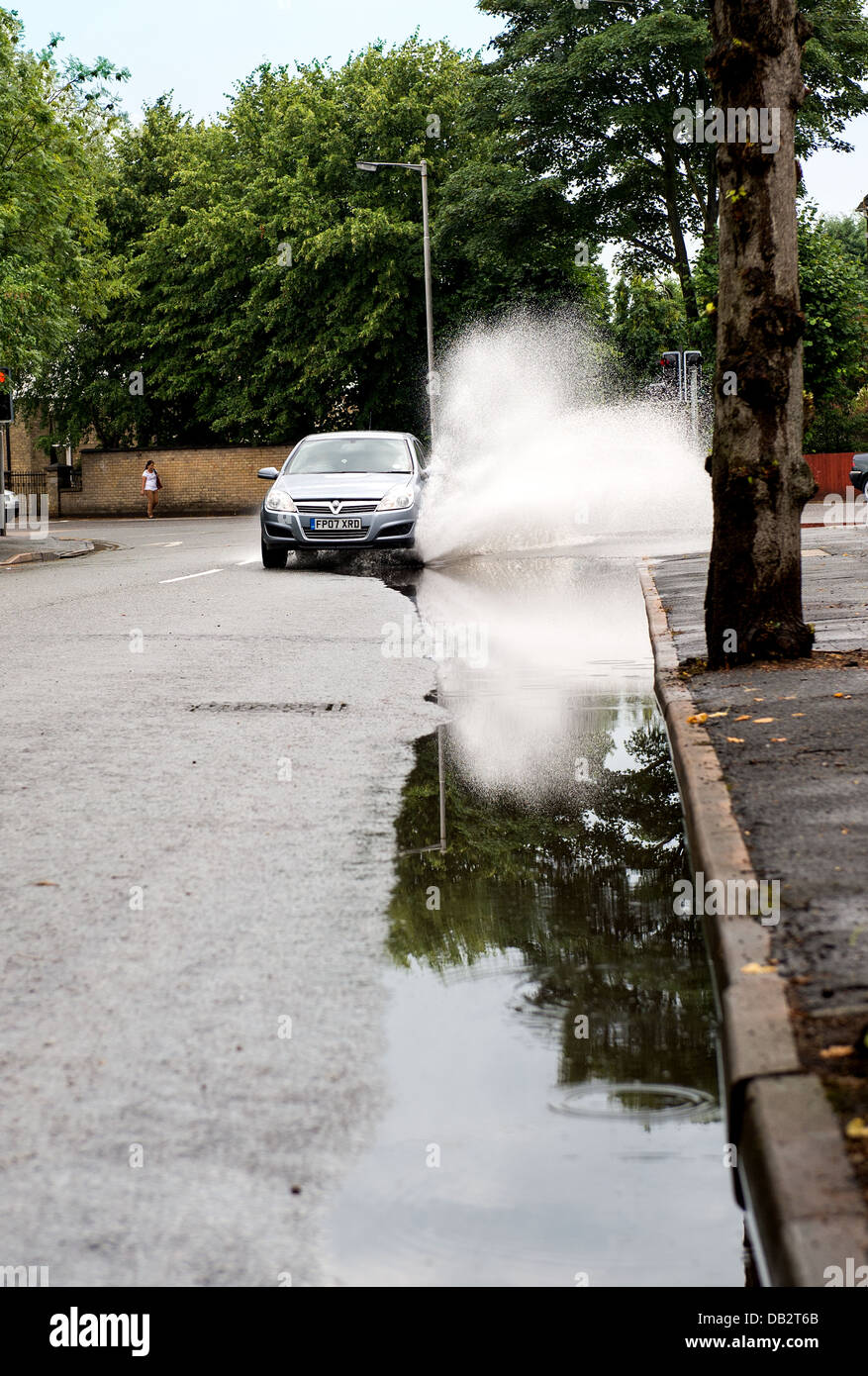 Qui as vu la flaque d'eau dans la voiture 🤣 ? Snap : wash_lh