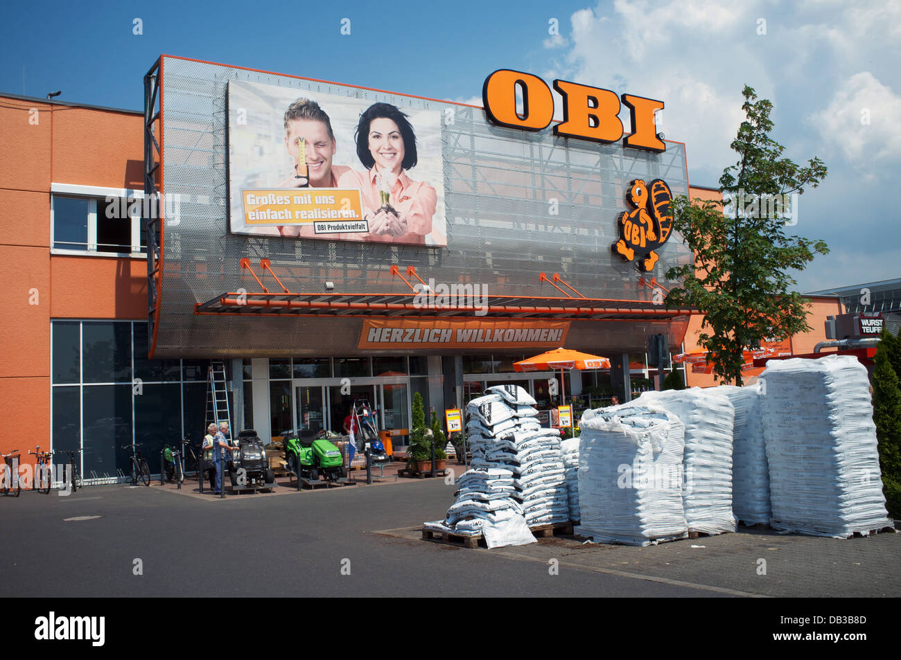 Baumarkt Gummersbach Obi store Banque de photographies et d’images à haute résolution - Alamy