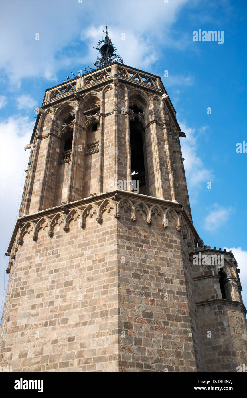 Clocher de la cathédrale de la Sainte Croix et Sainte Eulalia, Barcelone, Catalogne, espagne. Banque D'Images