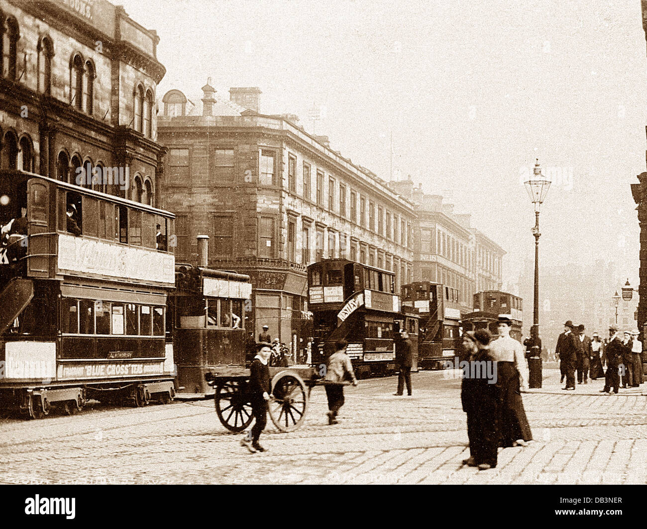 Huddersfield John William Street début des années 1900 Banque D'Images