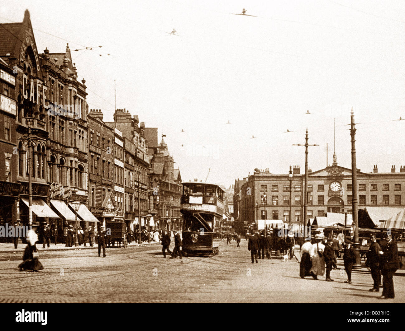 Une ligne longue de Nottingham au début des années 1900, Place du Marché Banque D'Images