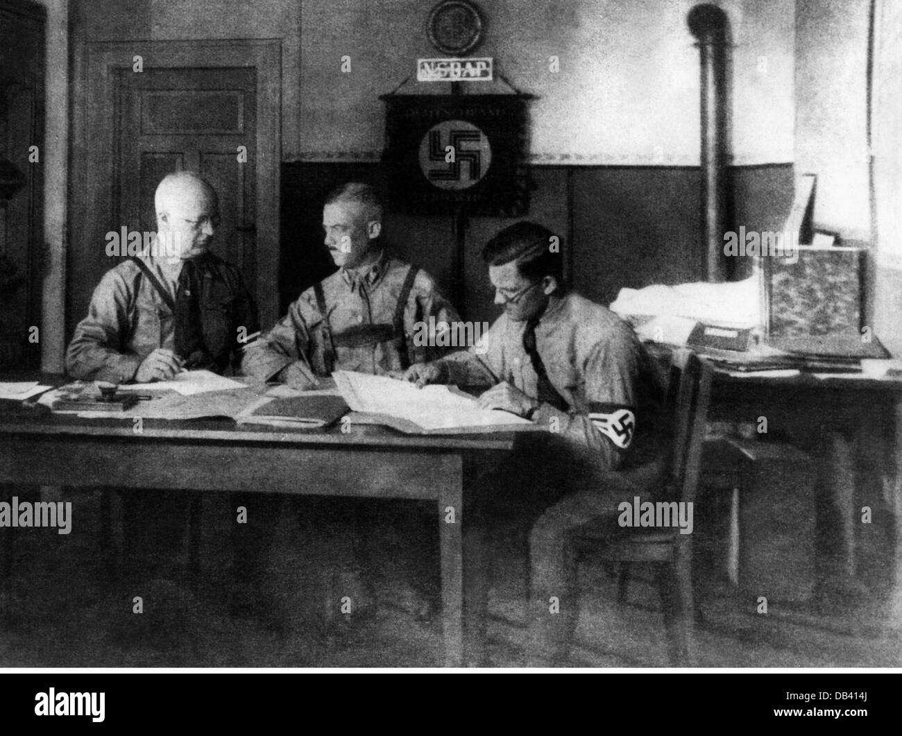 Reichsleiter nsdap philipp bouhler Banque de photographies et d’images à haute résolution Alamy