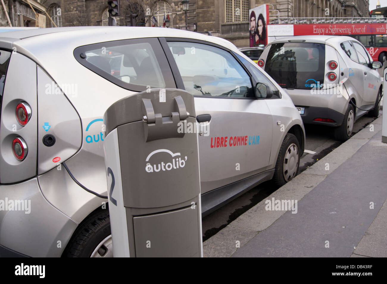 Station autolib Banque de photographies et d’images à haute résolution ...