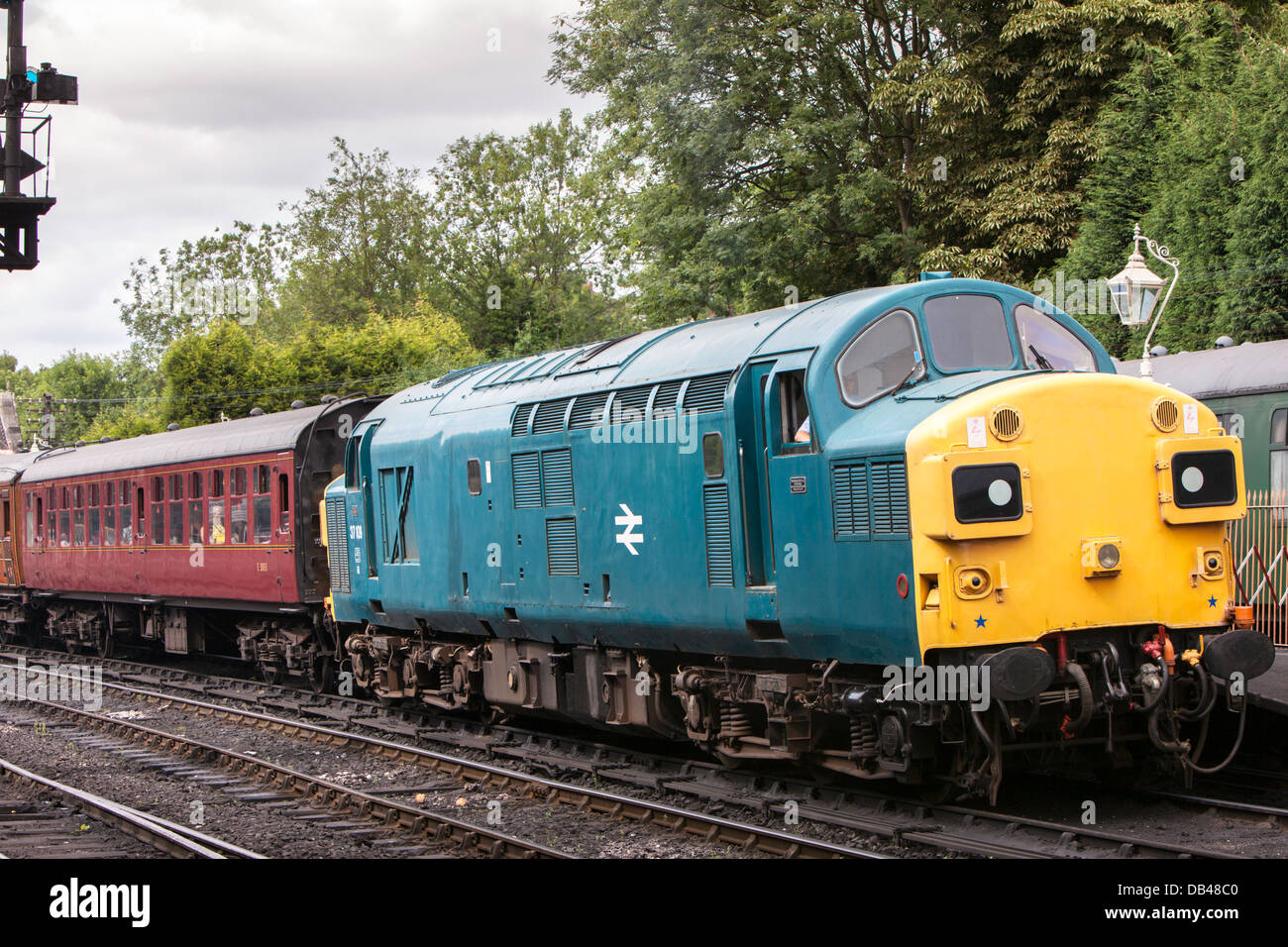 Locomotive diesel Deltic Bridgenorth à sur la Severn Valley Railway, Shropshire, England, UK Banque D'Images