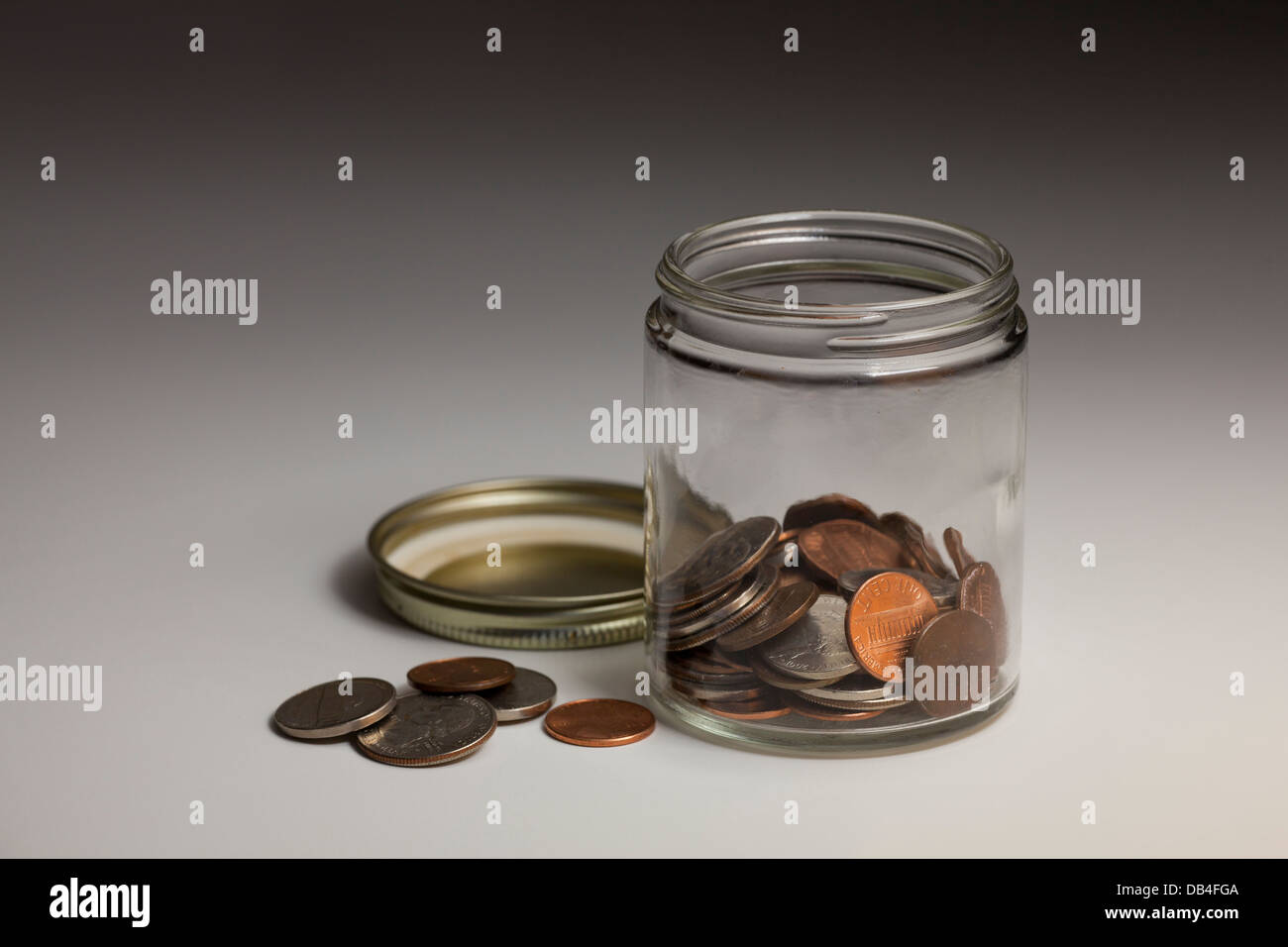 Pièces en bocal verre - USA Banque D'Images