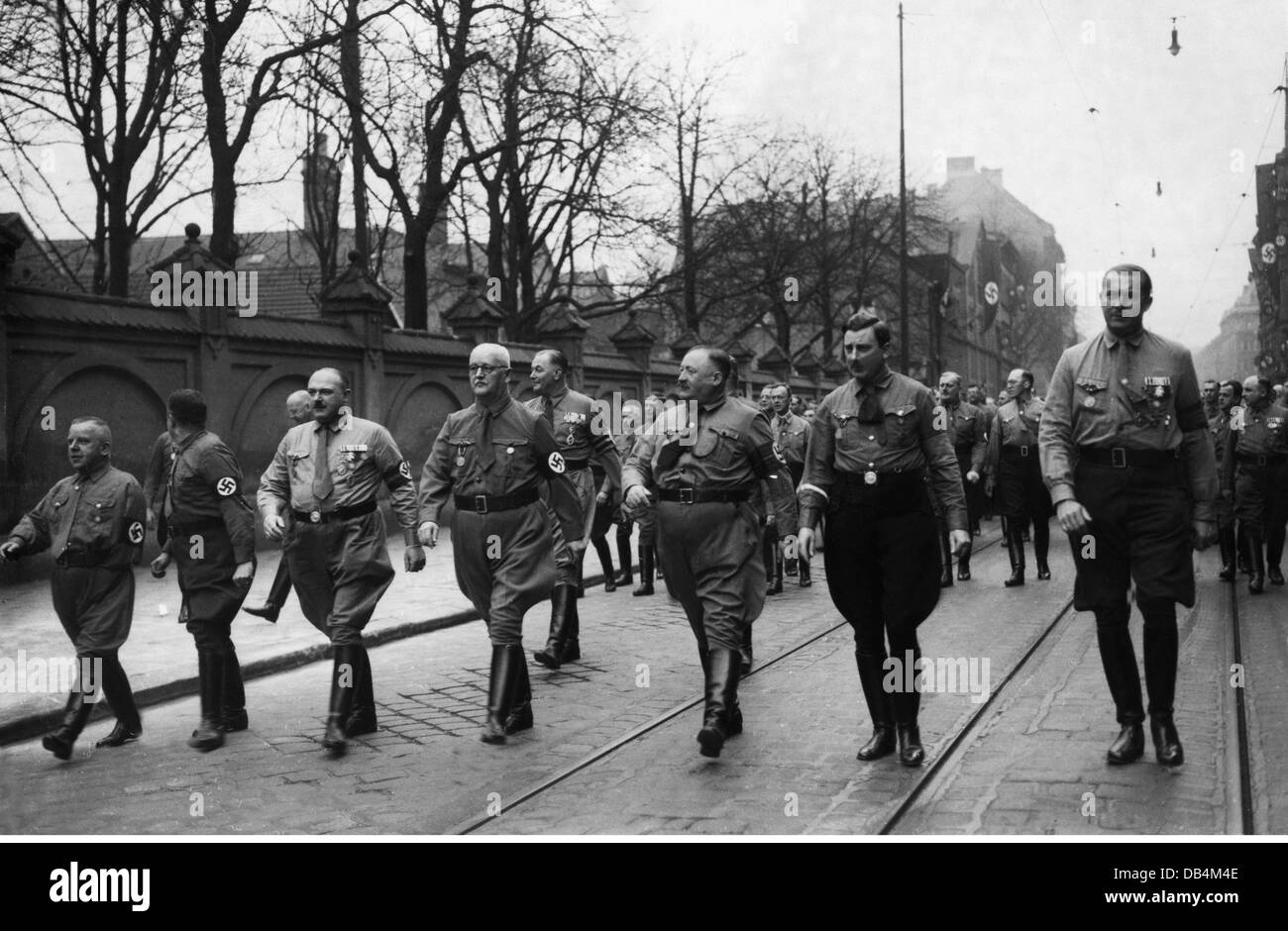 Nazisme / National socialisme, événement, commémoration au putsch de 9.11.1923, répétant la marche à la Feldherrnhalle, Munich, 9.11.1937, droits additionnels-Clearences-non disponible Banque D'Images