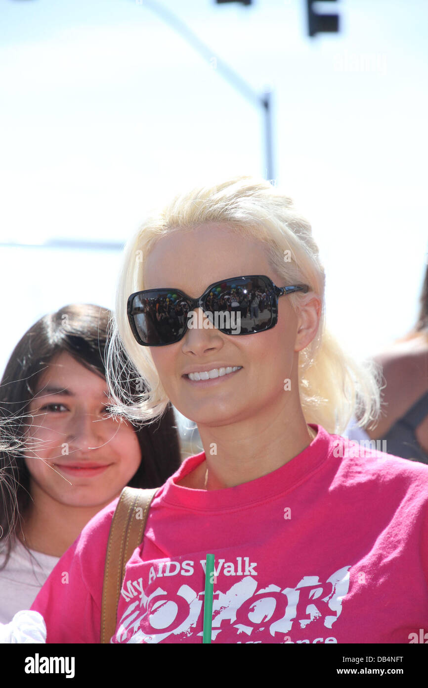 Holly Madison 21e marche annuelle contre le SIDA SIDA SIDA 'bénéficiant pour du Nevada' (AFAN), tenue à World Market Center à Las Vegas Las Vegas, Nevada - 17.04.11 Banque D'Images