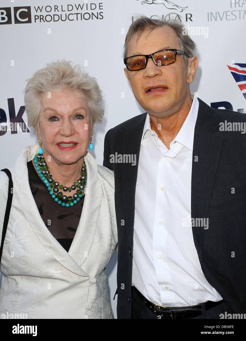 Michael York et sa femme Patricia McCallum BritWeek Lancement VIP de réception au consulat britannique de la Los Angeles, Californie - 26.04.11 Banque D'Images