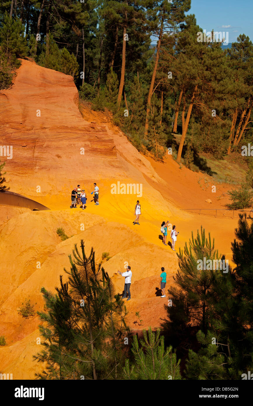 Roussillon, le sentir des ocres, les voies d'ocre Luberon Provence, France Banque D'Images