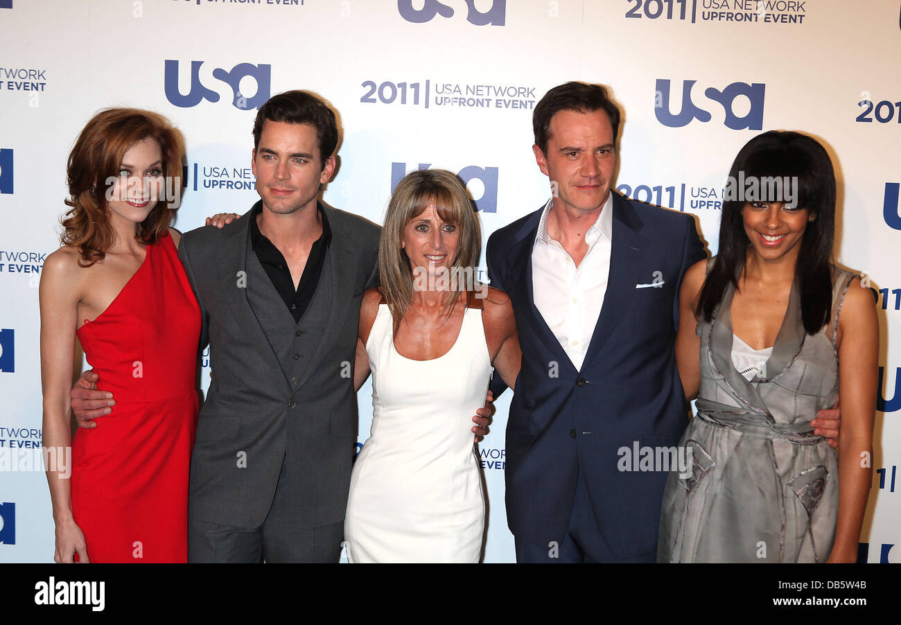 Jarie Burton, Matt Bomer, Bonnie Hammer, Tim DeKay, Marsha Thompson de 'White Collar' l'upfront 2011 États-Unis dans la tente, au Lincoln Center, New York City, USA - 02.05.11 Banque D'Images