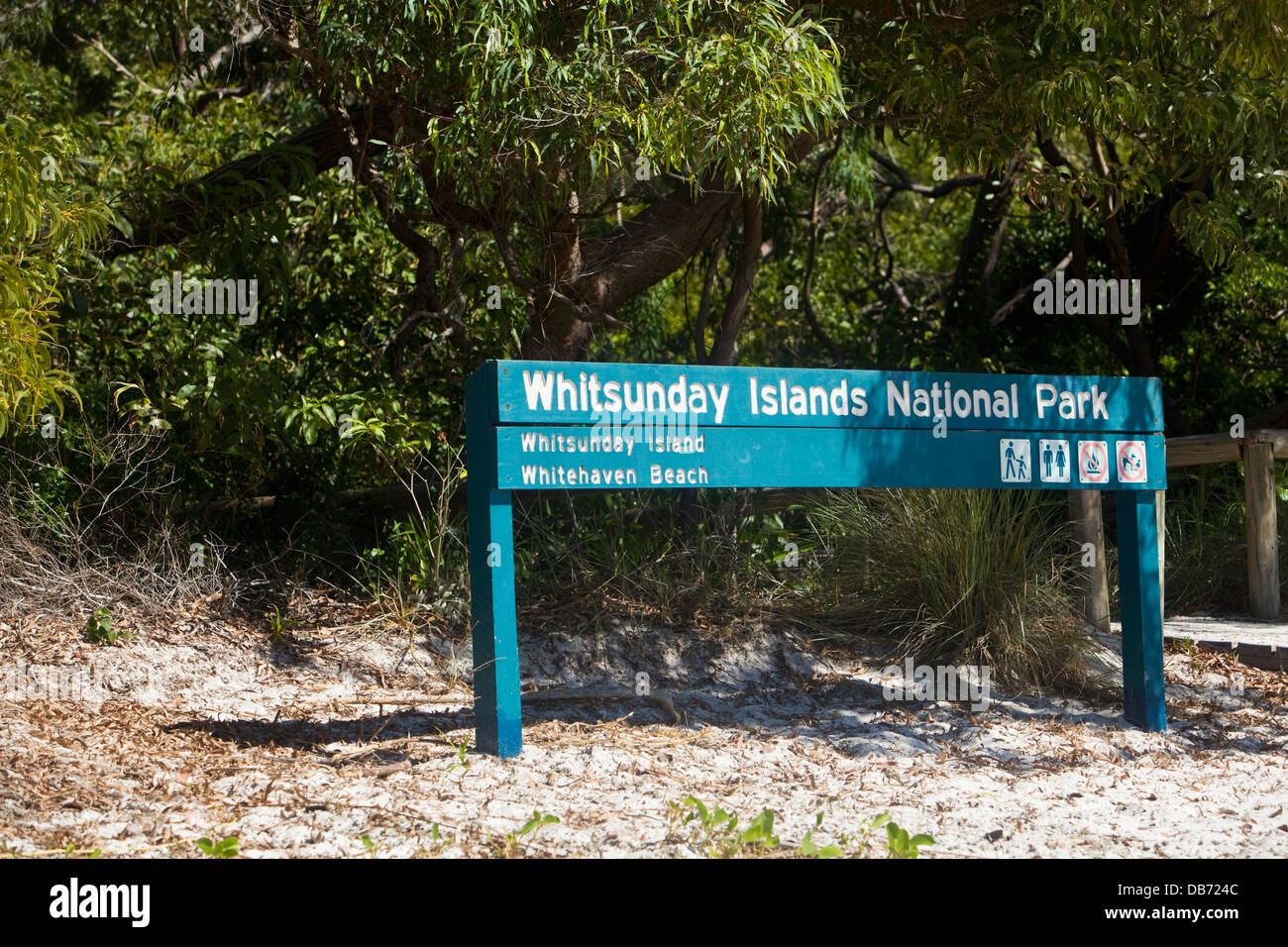 Inscrivez-vous sur Whitehaven Beach dans le parc national des Îles Whitsunday. Whitsundays, Queensland, Australie Banque D'Images