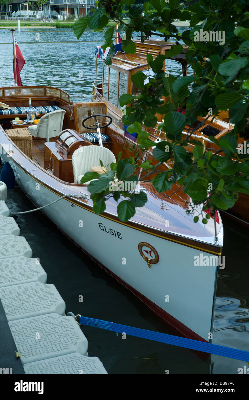 Thames 35e Rallye bateau traditionnel, Henley-on-Thames, Angleterre Juillet 2013.Les bateaux en bois traditionnels sur la Tamise. Banque D'Images