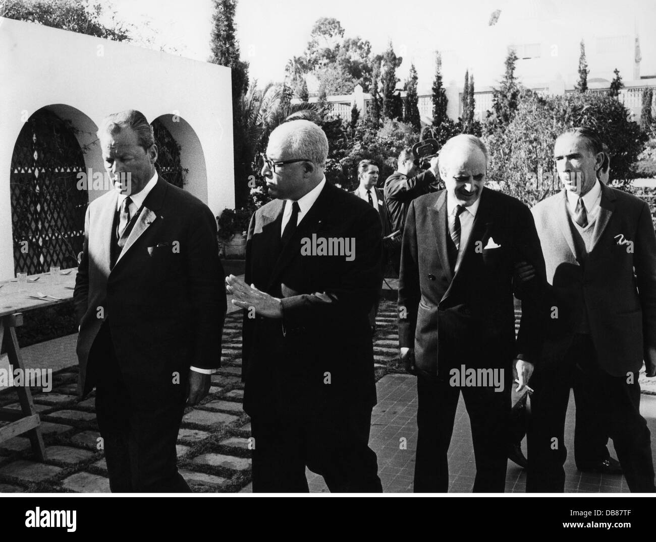 Brandt, Willy, 18.12.1913 - 8. 10.1992, politicien allemand (SPD), Chancelier fédéral 21.10.1969 - 7.5.1974, avec le Premier ministre tunisien Bahi Ladgham, vers 1970, Banque D'Images