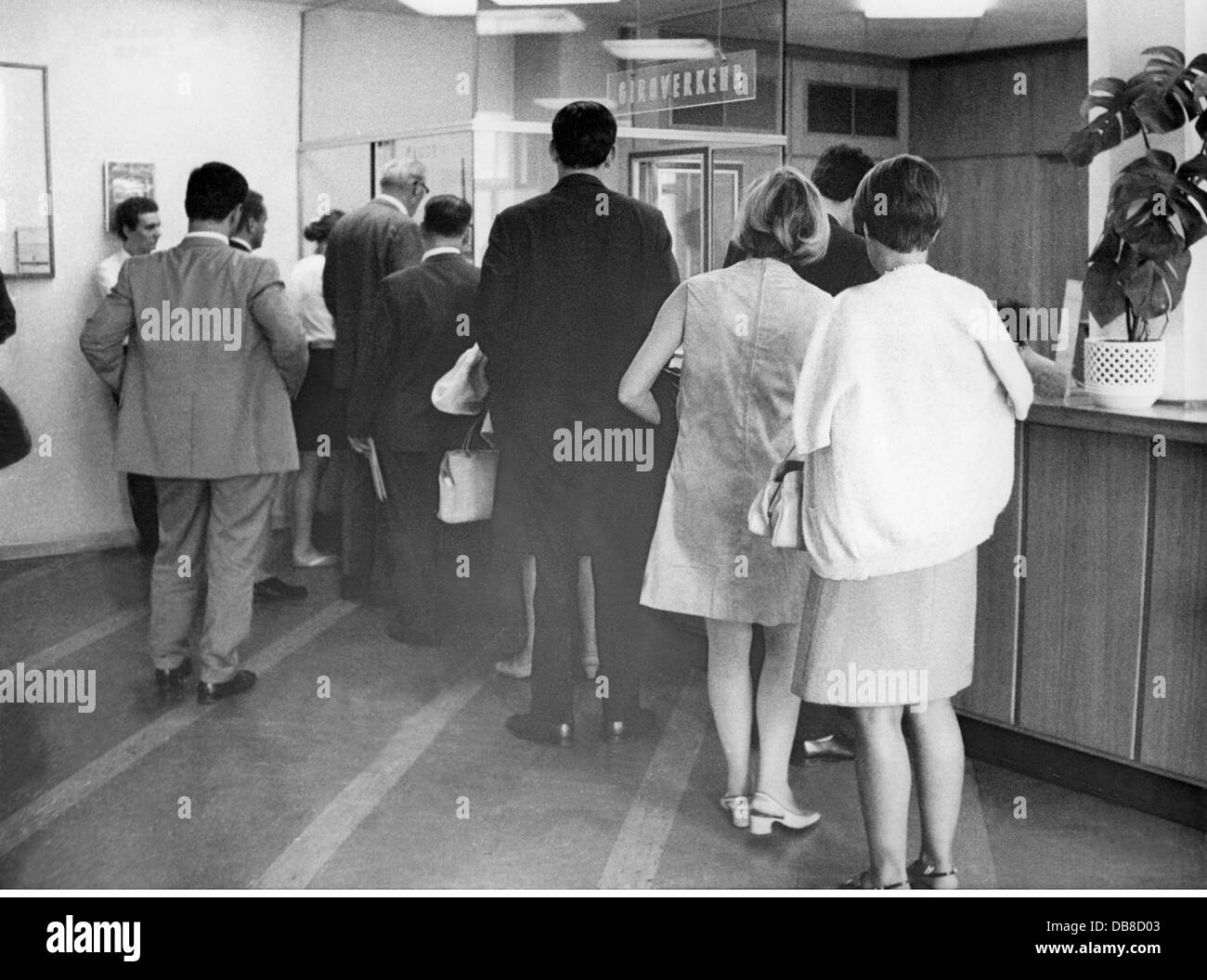 Argent / Finances, banques, vue intérieure, bureau de la caisse, début des années 1970, droits supplémentaires-Clearences-non disponible Banque D'Images