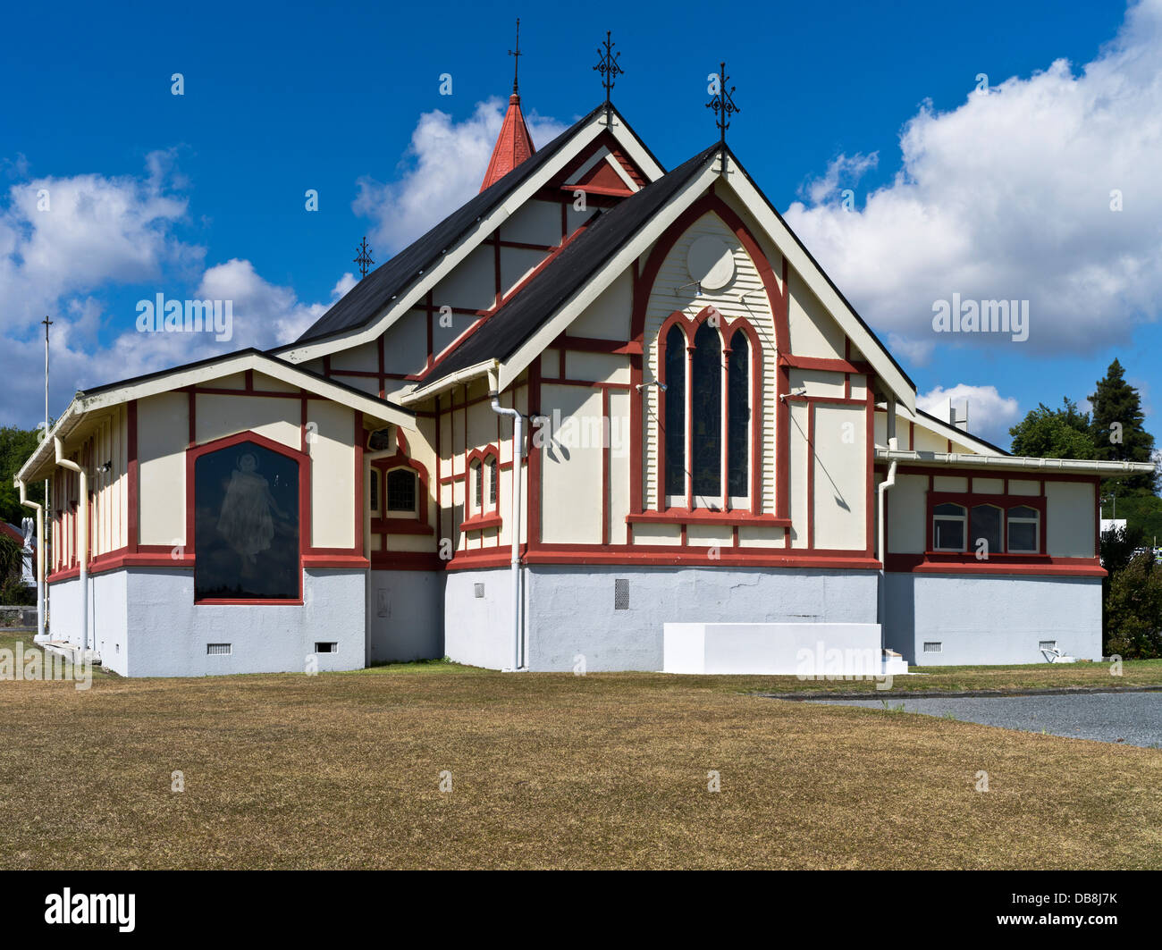 Dh Ohinemutu ROTORUA NOUVELLE ZÉLANDE St Confessions Anglican Church building Banque D'Images