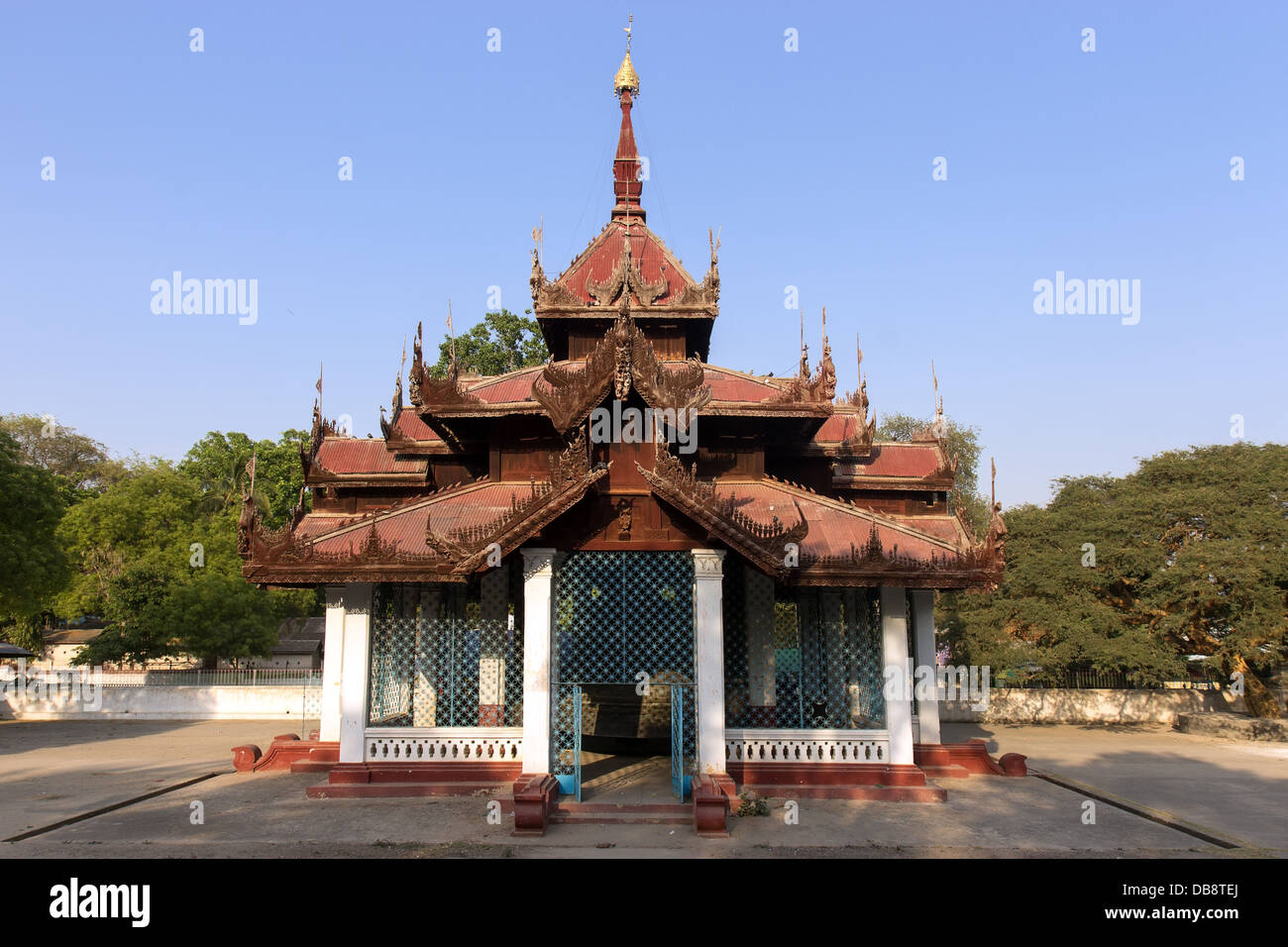 La cloche de Mingun Mingun, la Bell régna comme la plus grande cloche qui sonne dans le monde jusqu'en 2000 Banque D'Images