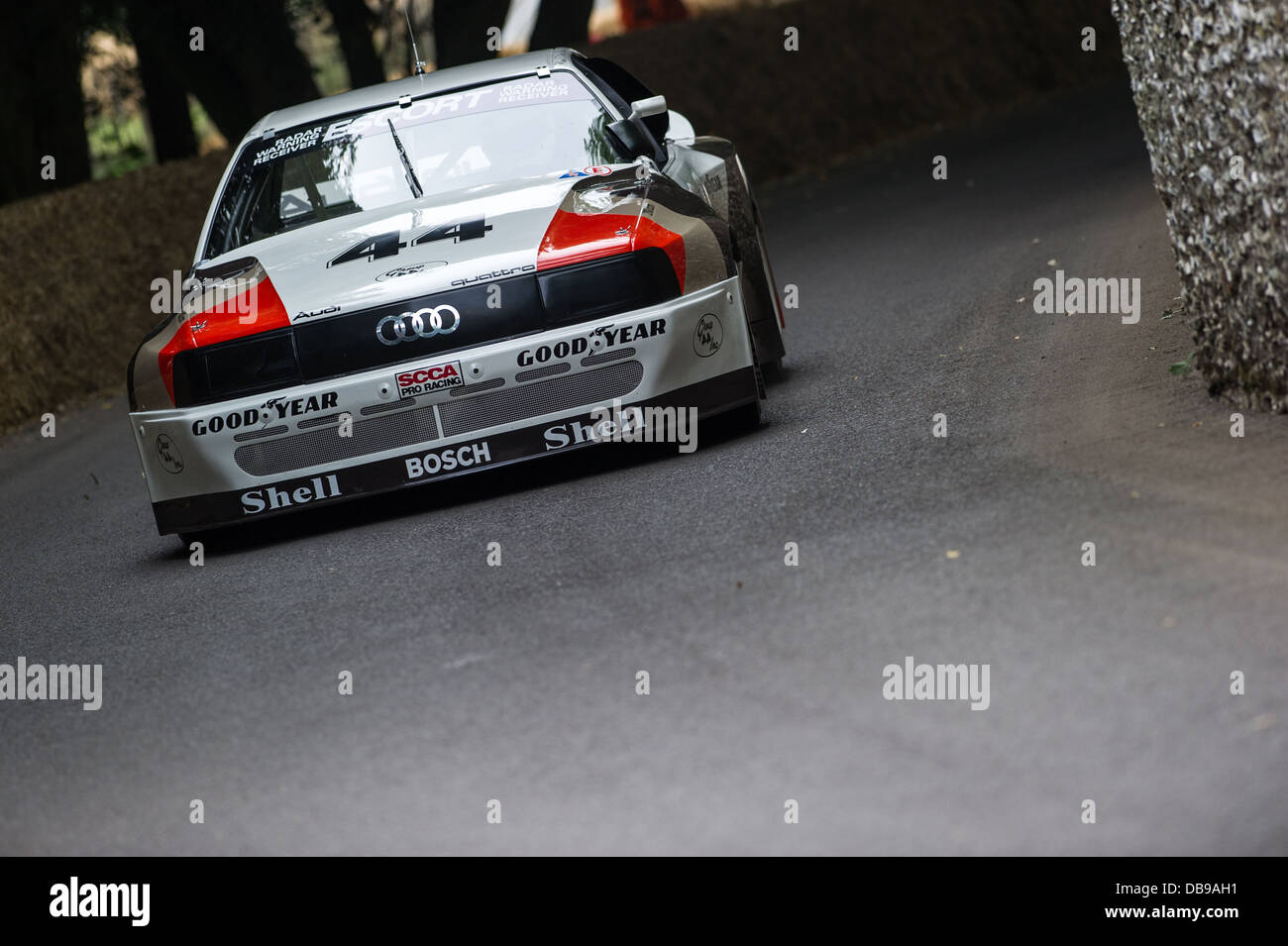 Chichester, UK - Juillet 2013 : Audi 200 passe le mur en silex Trans-Am en action à la Goodwood Festival of Speed le 12 juillet, 2013 Banque D'Images