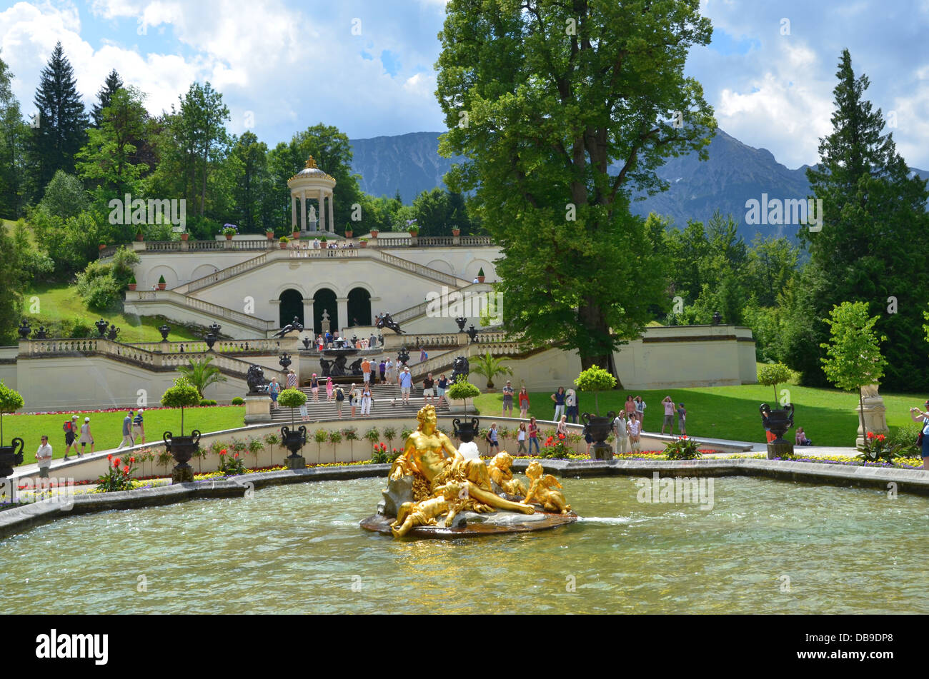 Château de Linderhof Jardin Cour Carl von Effner Louis II de Bavière Banque D'Images