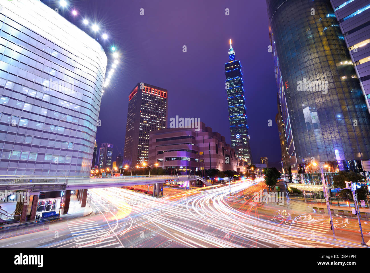 Taiwan, Taipei cityscape au Xinyi District. Banque D'Images