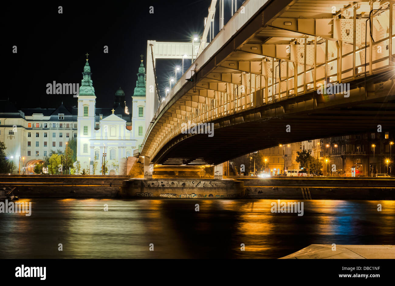 Pont sur le Danube Banque D'Images