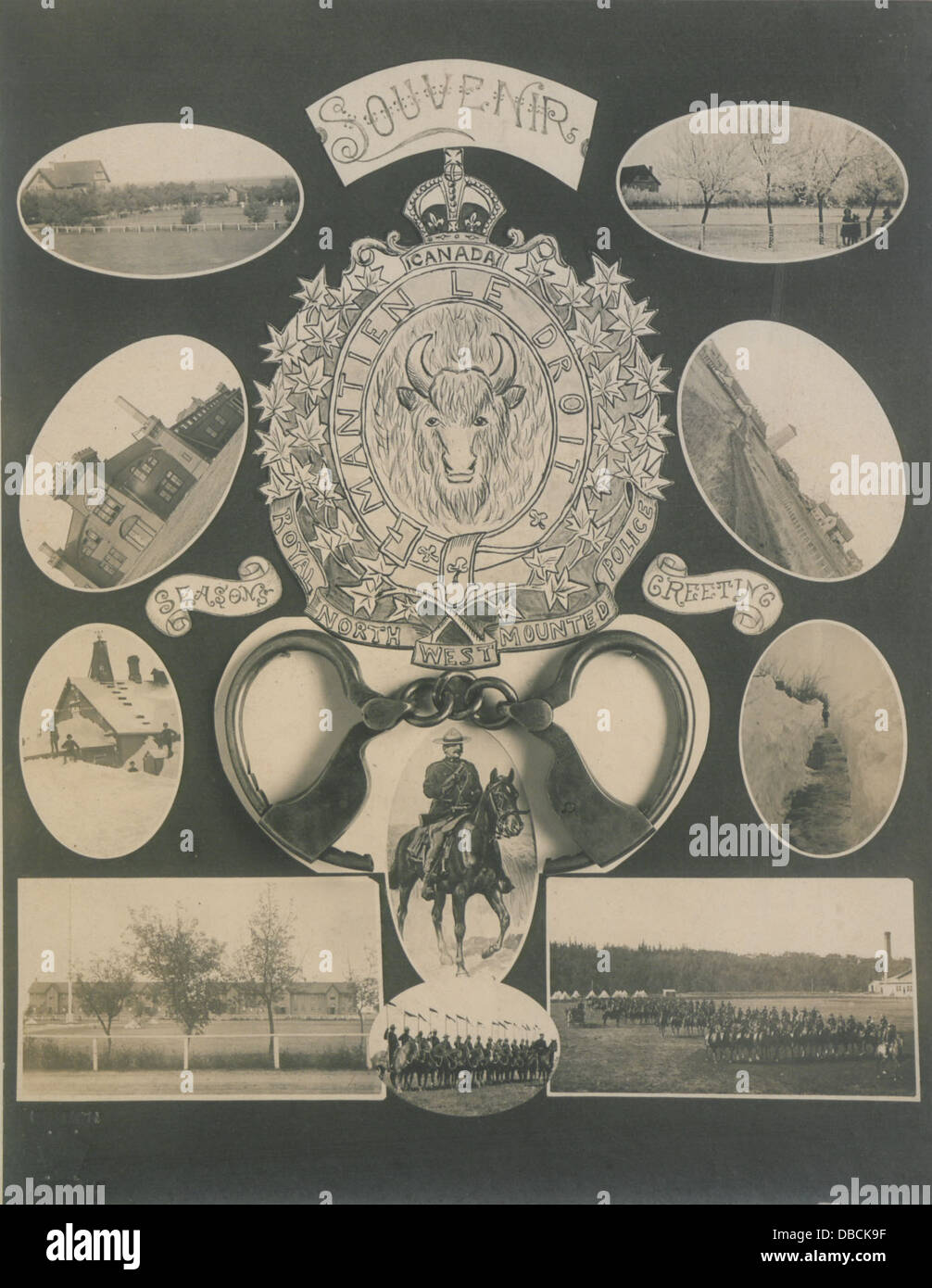 Une photographie représentant un souvenir de la Gendarmerie royale du Nord-Ouest, mettant en valeur l'uniforme et les éléments historiques liés au corps policier. Banque D'Images