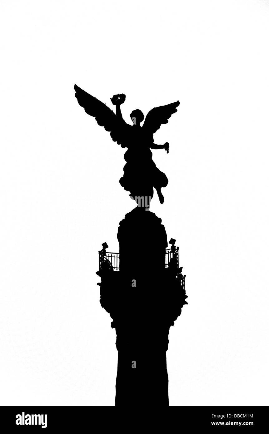Une silhouette en noir et blanc de l'Ange de l'indépendance dans la ville de Mexico Banque D'Images