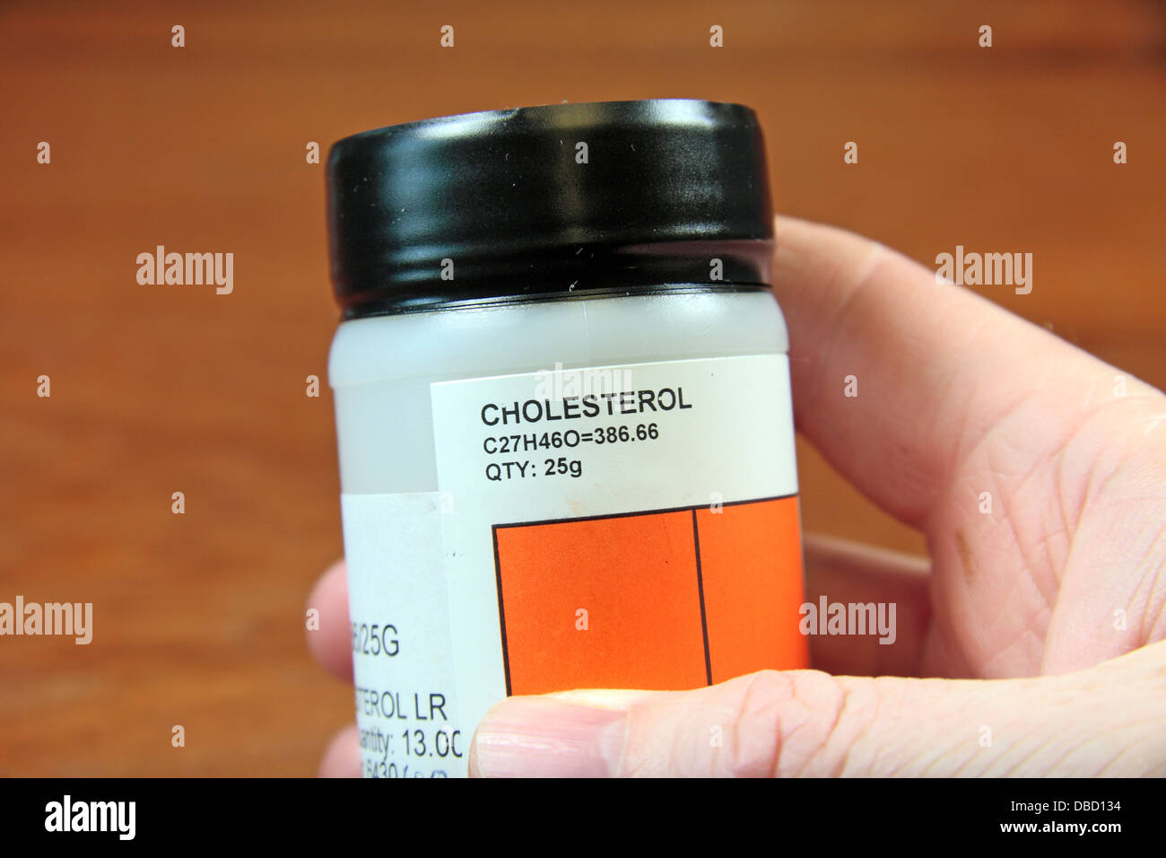 Un pot contenant de la poudre de cholestérol comme utilisé dans une école secondaire au Royaume-Uni. Banque D'Images