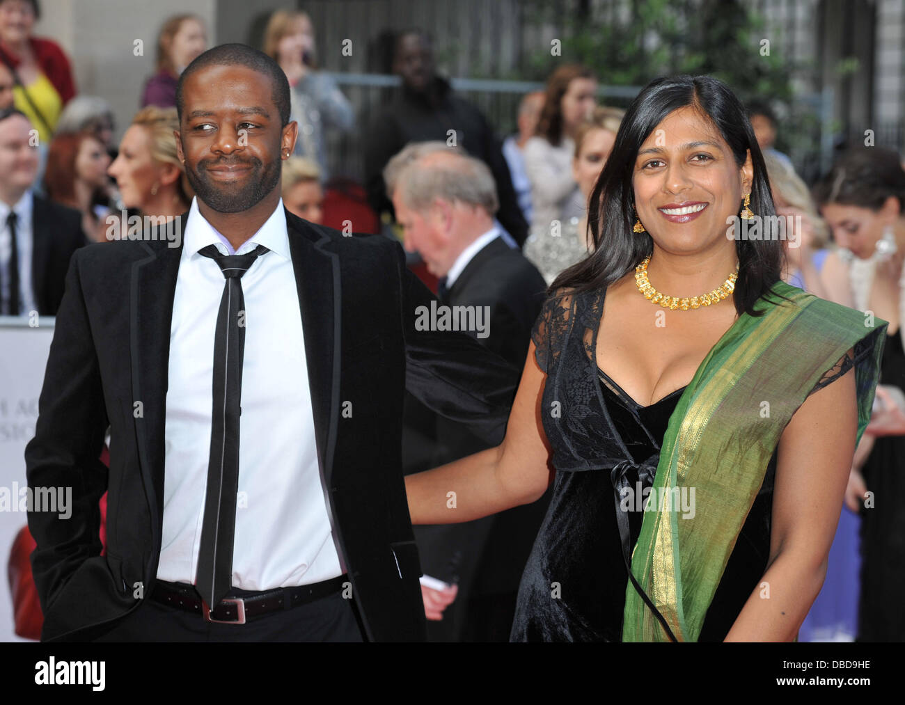 Adrian Lester et Lolita Chakrabarti Philips 2011 British Academy Television Awards (BAFTAs) tenue à l'hôtel Grosvenor House - Arrivées Londres, Angleterre - 22.05.11 Banque D'Images