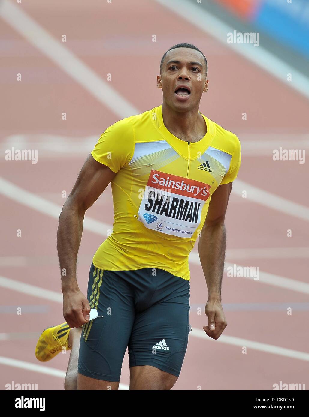 Londres, Royaume-Uni. 27 juillet, 2013. William Sharman (GBR) célèbre l'entrée 2e avec un PB. Sainsburys Anniversaire Jeux. Ligue de diamant de l'IAAF. Stade olympique. Queen Elizabeth Olympic Park. Stratford. Londres. UK. 27/07/2013. Credit : Sport en images/Alamy Live News Banque D'Images