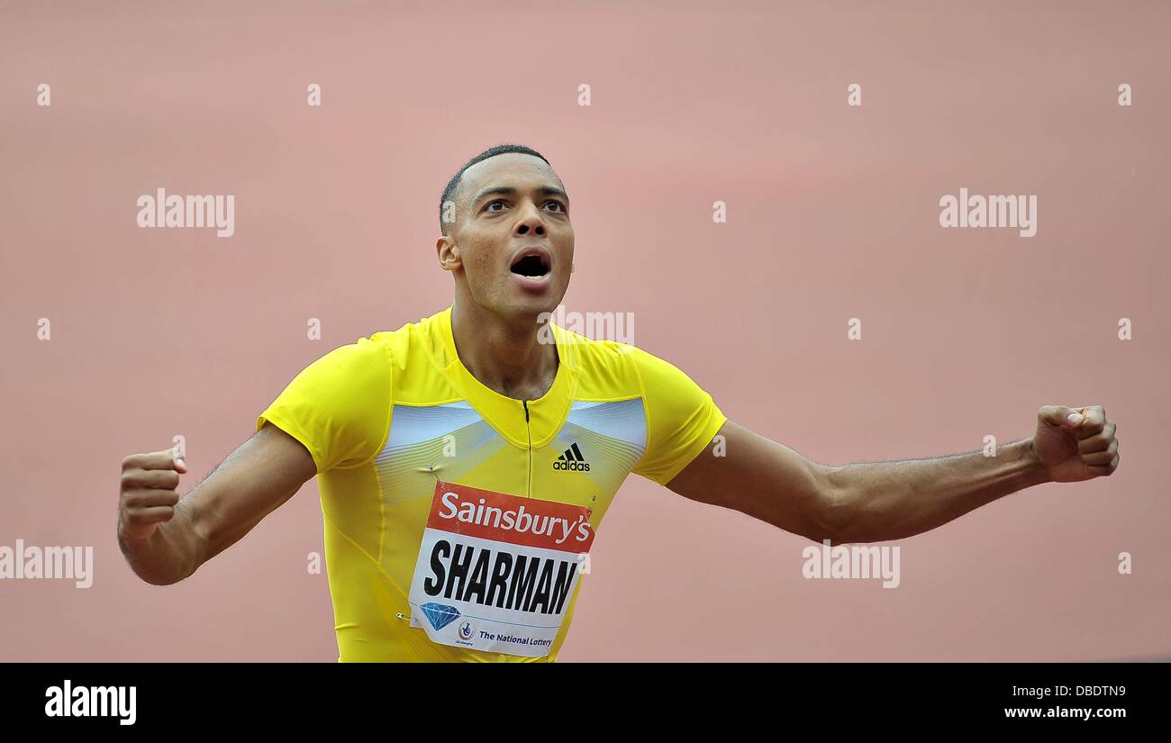 Londres, Royaume-Uni. 27 juillet, 2013. William Sharman (GBR) célèbre l'entrée 2e avec un PB. Sainsburys Anniversaire Jeux. Ligue de diamant de l'IAAF. Stade olympique. Queen Elizabeth Olympic Park. Stratford. Londres. UK. 27/07/2013. Credit : Sport en images/Alamy Live News Banque D'Images