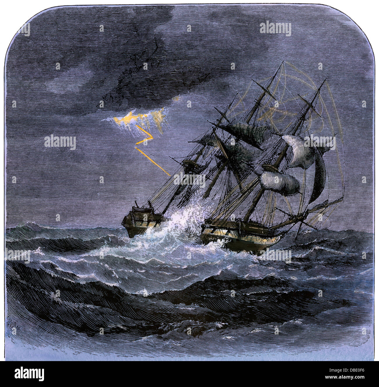La foudre frappant un voile de bateau dans une tempête en mer. À la main, gravure sur bois Banque D'Images
