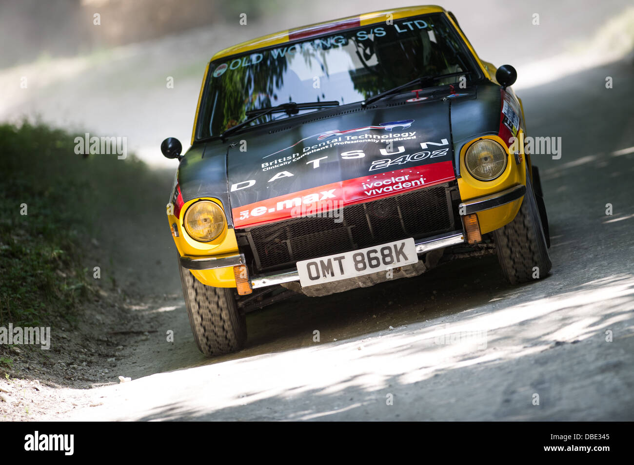 Chichester, UK - Juillet 2013 : Datsun 240Z en action sur le rallye à l'honneur à la Goodwood Festival of Speed le 13 juillet 2013. Banque D'Images