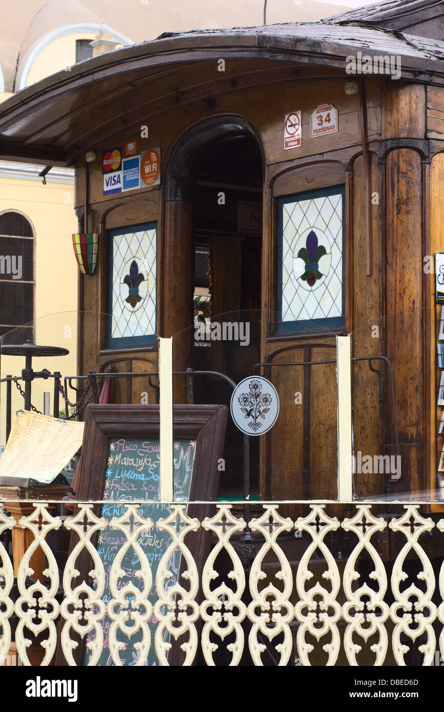 L'entrée de la culture Café Restaurante Virgen de Guadalupe dans le district de Barranco à Lima, Pérou Banque D'Images