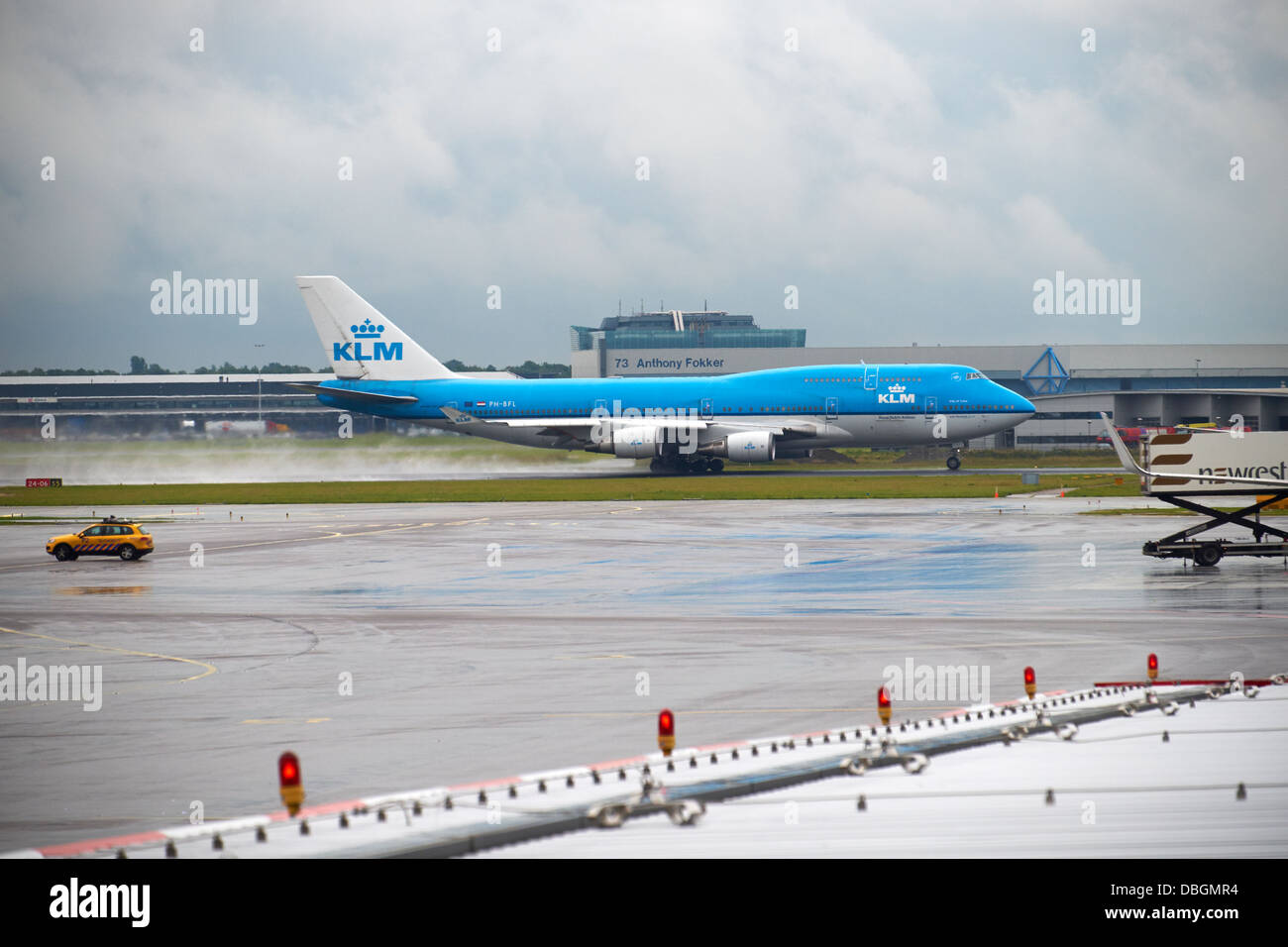 KLM aircraft prépare à décoller à l'aéroport d'Amsterdam Banque D'Images