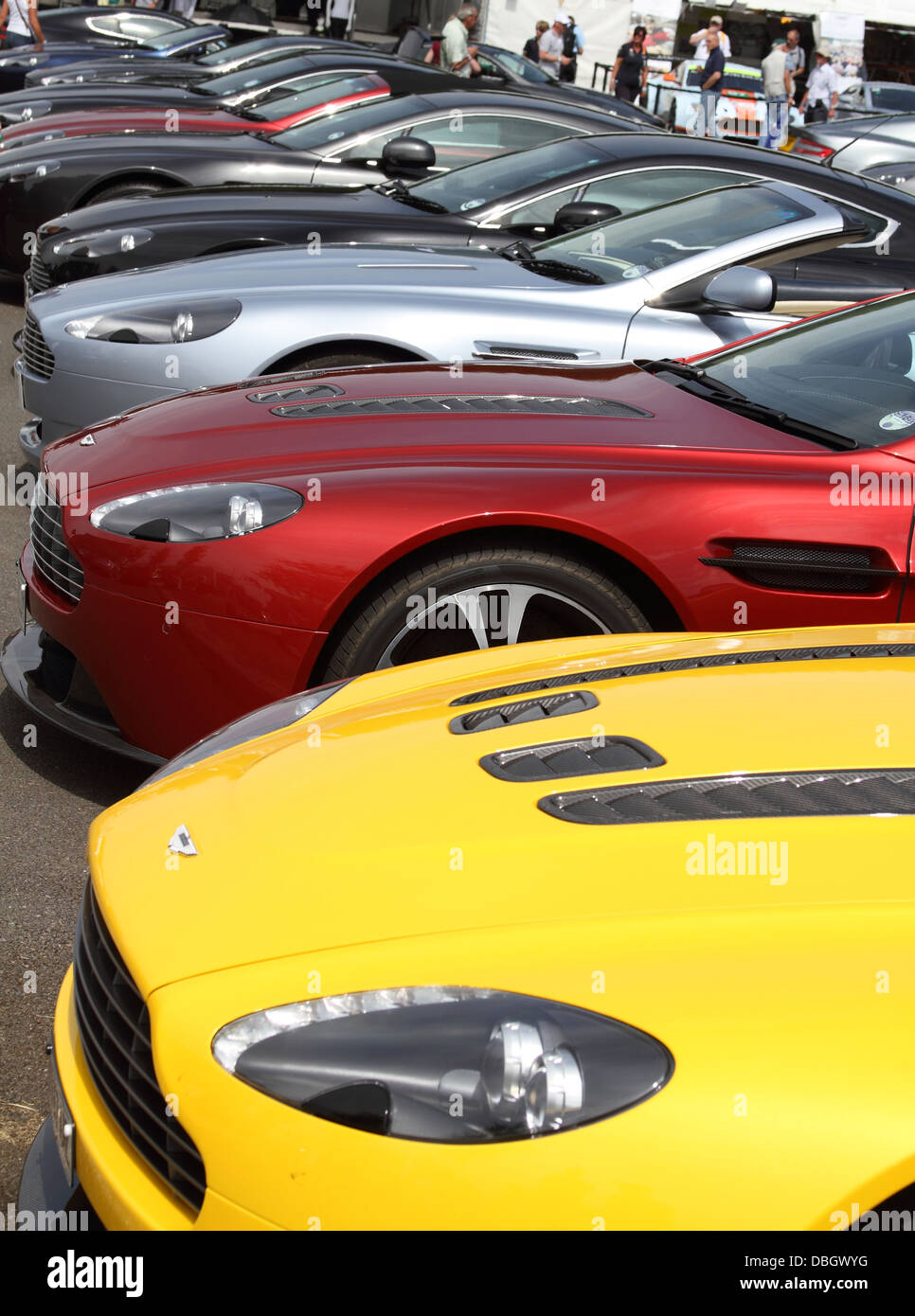 Voitures Aston Martin Banque D'Images