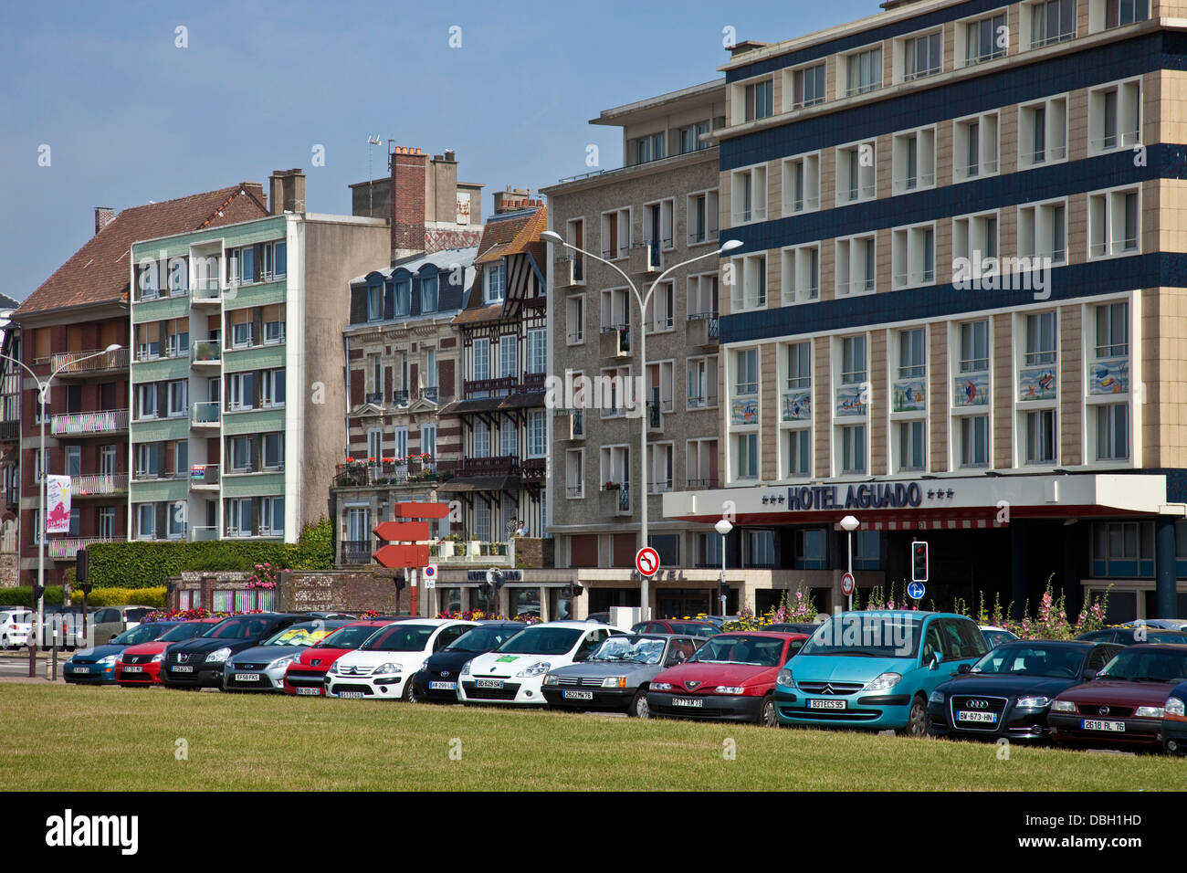 Hôtels en front de mer, Dieppe, Normandie, France Banque D'Images