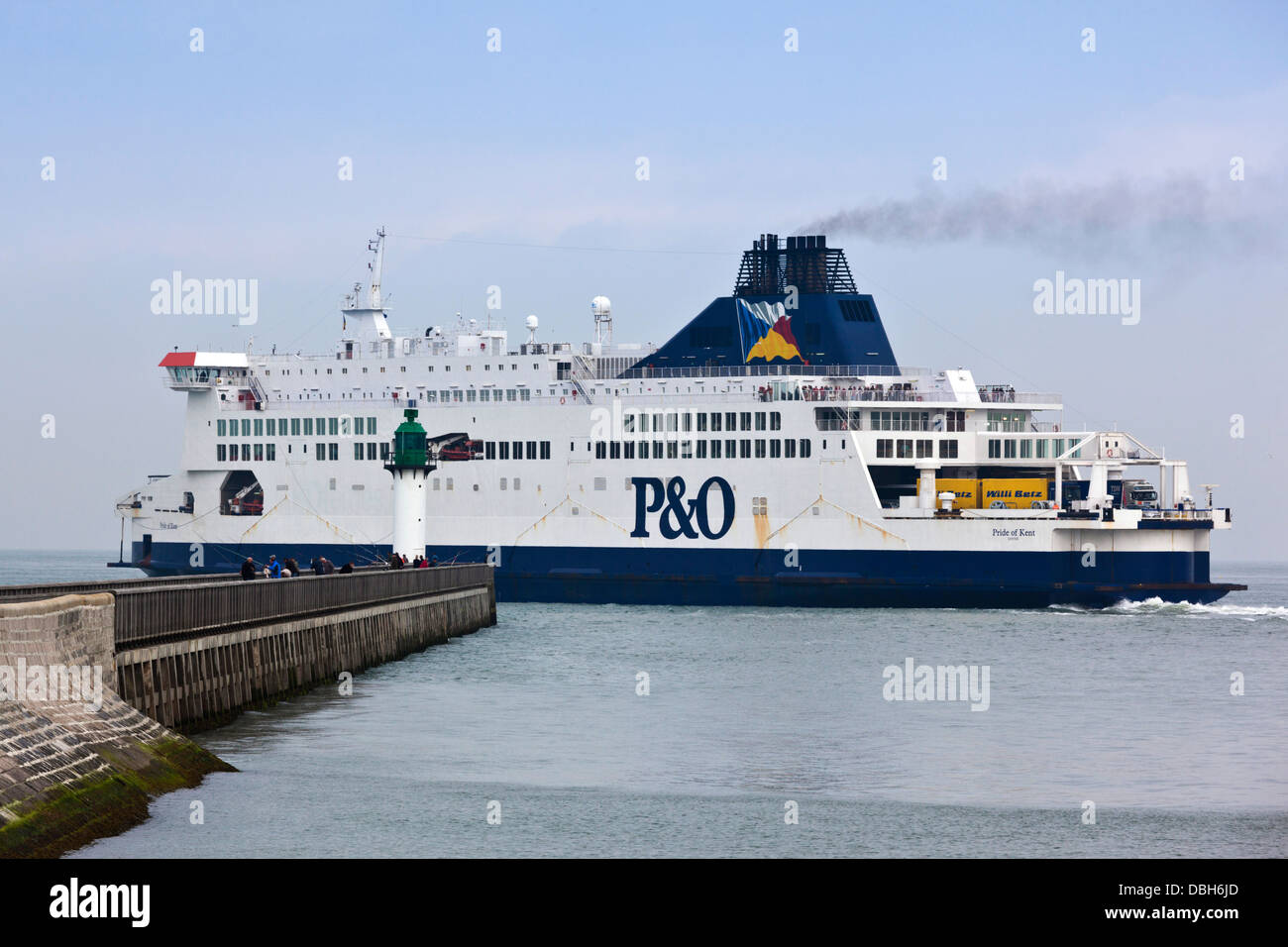 La France, Pas de Calais, Calais, port, la Manche en ferry. Banque D'Images