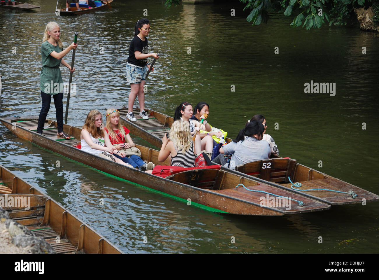 Barque sur la rivière Cherwell Oxford Royaume-Uni Banque D'Images