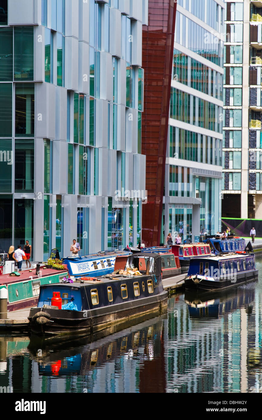 Paddington waterside development construit sur l'ancien bassin Paddington du Grand Union canal à Londres Banque D'Images