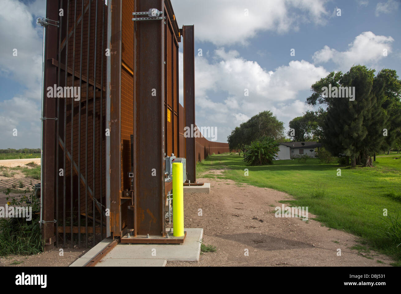 Clôture à la frontière États-Unis-Mexique Banque D'Images